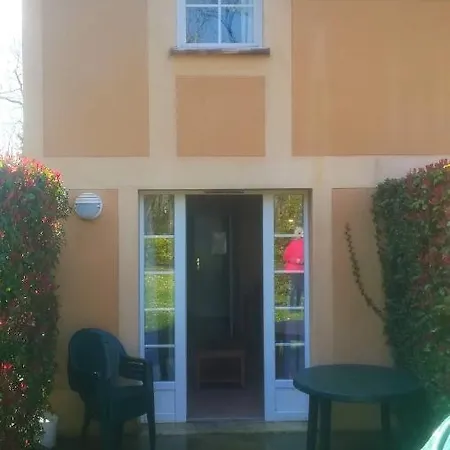 Holiday Home Route De Cancon Tatil Evi Monflanquin